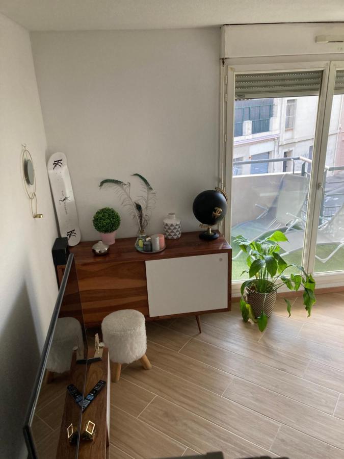 Apparement Chaleureux Avec Balcon Apartment Marsilia Exterior foto