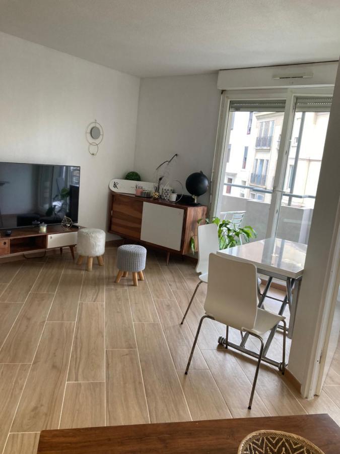 Apparement Chaleureux Avec Balcon Apartment Marsilia Exterior foto